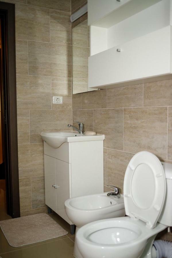 Apartament The Best Comfort Navodari Luaran gambar